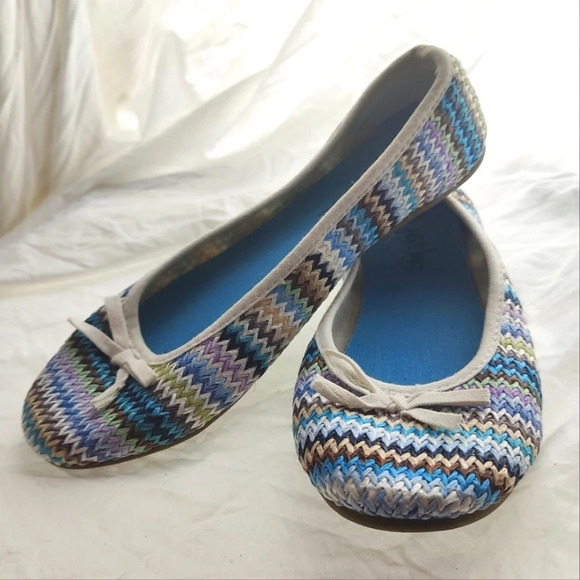 Woven Canvas Chevron Flats - Picture 10 of 11